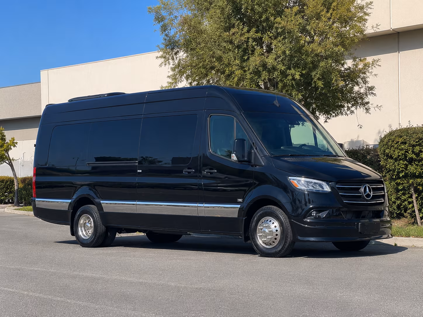 new rochelle long distance transportation onboard seating