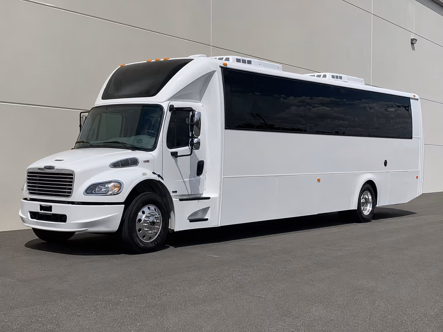 new rochelle party bus