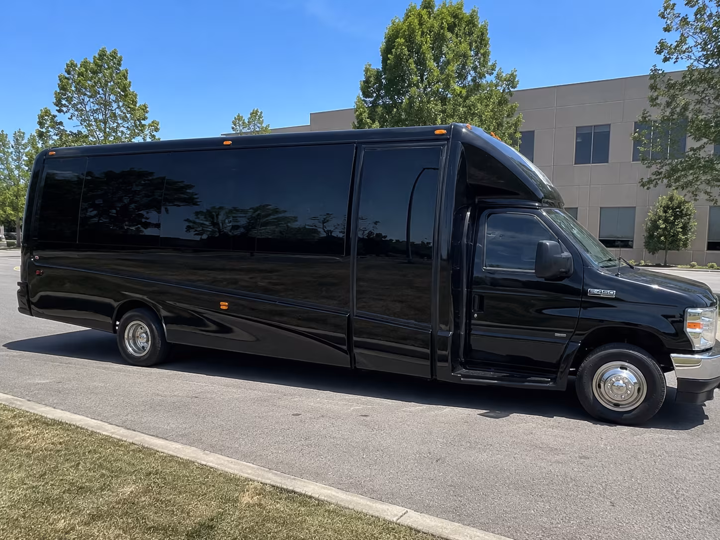 new rochelle sporting event party bus rental