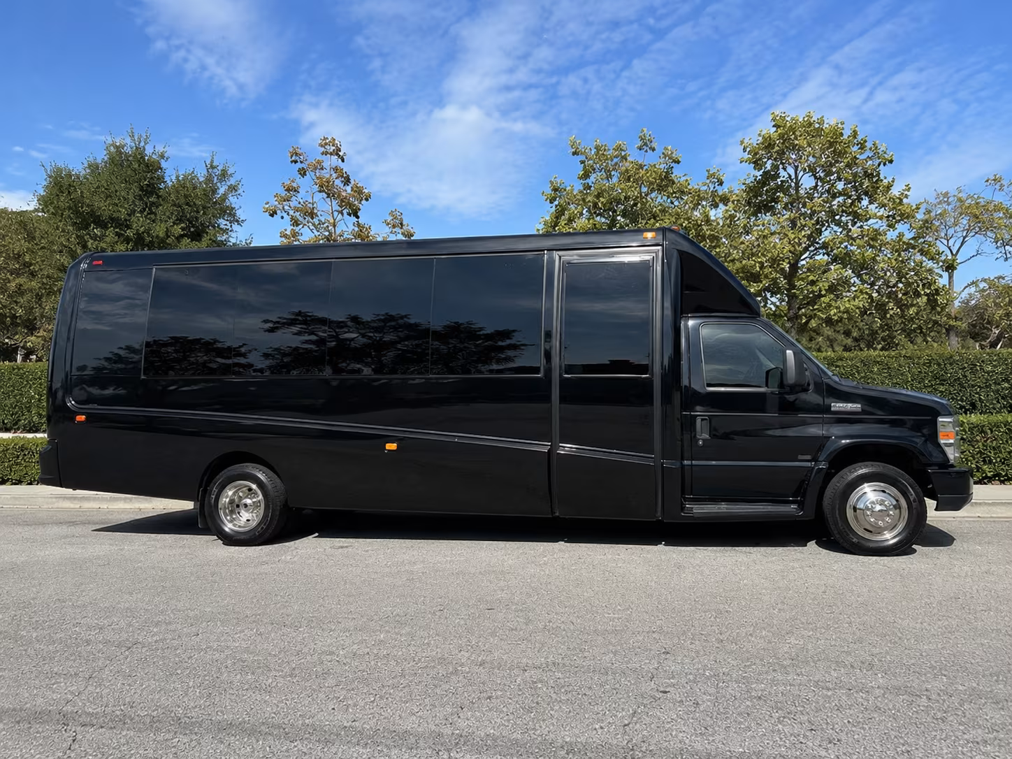 queens bus rentals