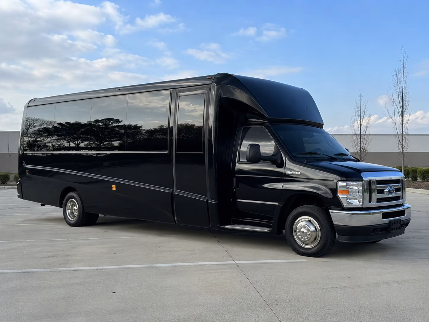 white plains bus rentals